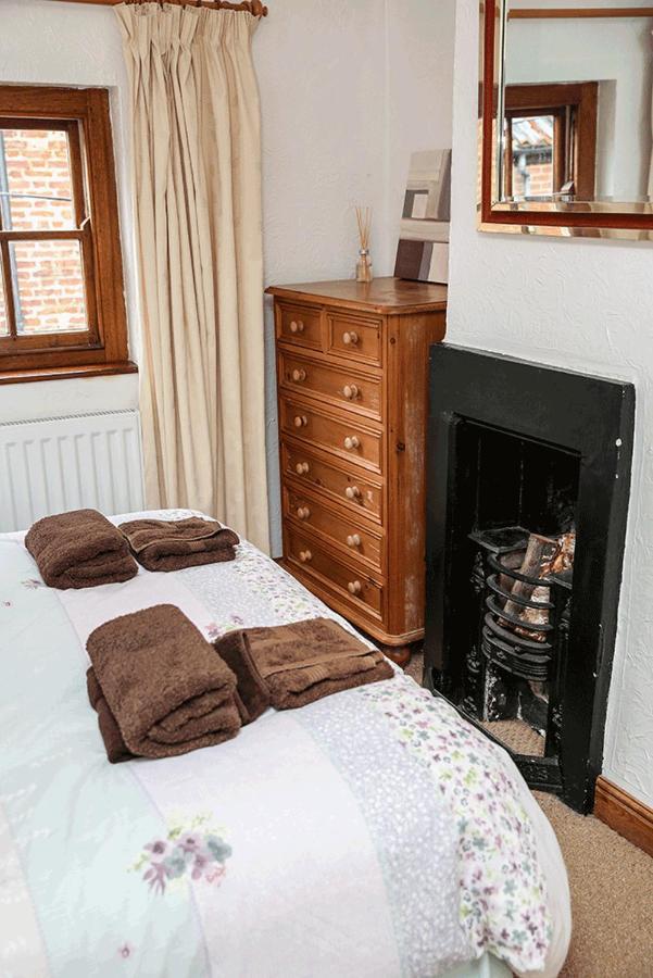 Cottages-Whitby - Bishops Cottage Уитби Экстерьер фото