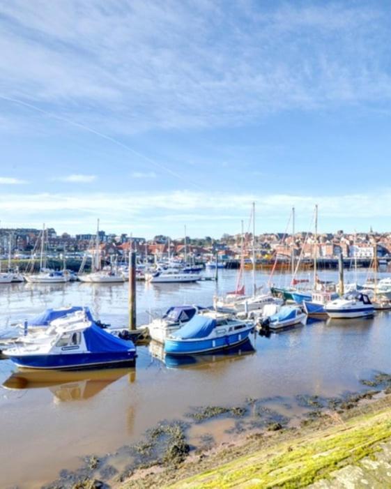 Cottages-Whitby - Bishops Cottage Уитби Экстерьер фото