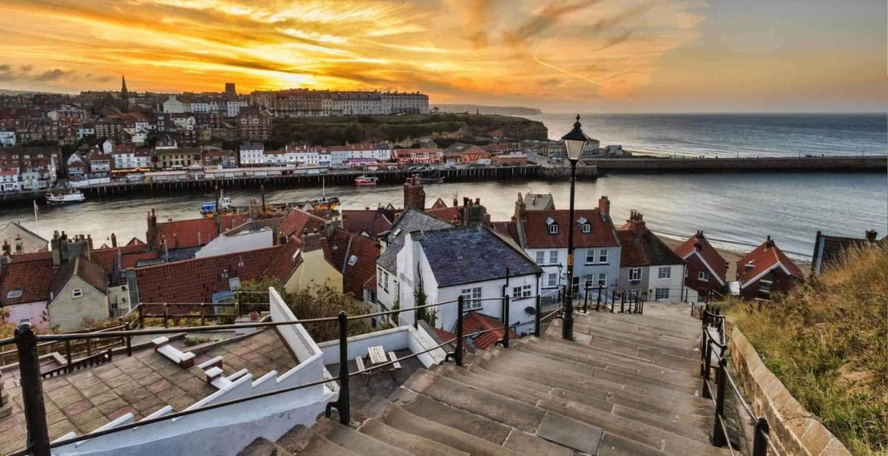 Cottages-Whitby - Bishops Cottage Уитби Экстерьер фото